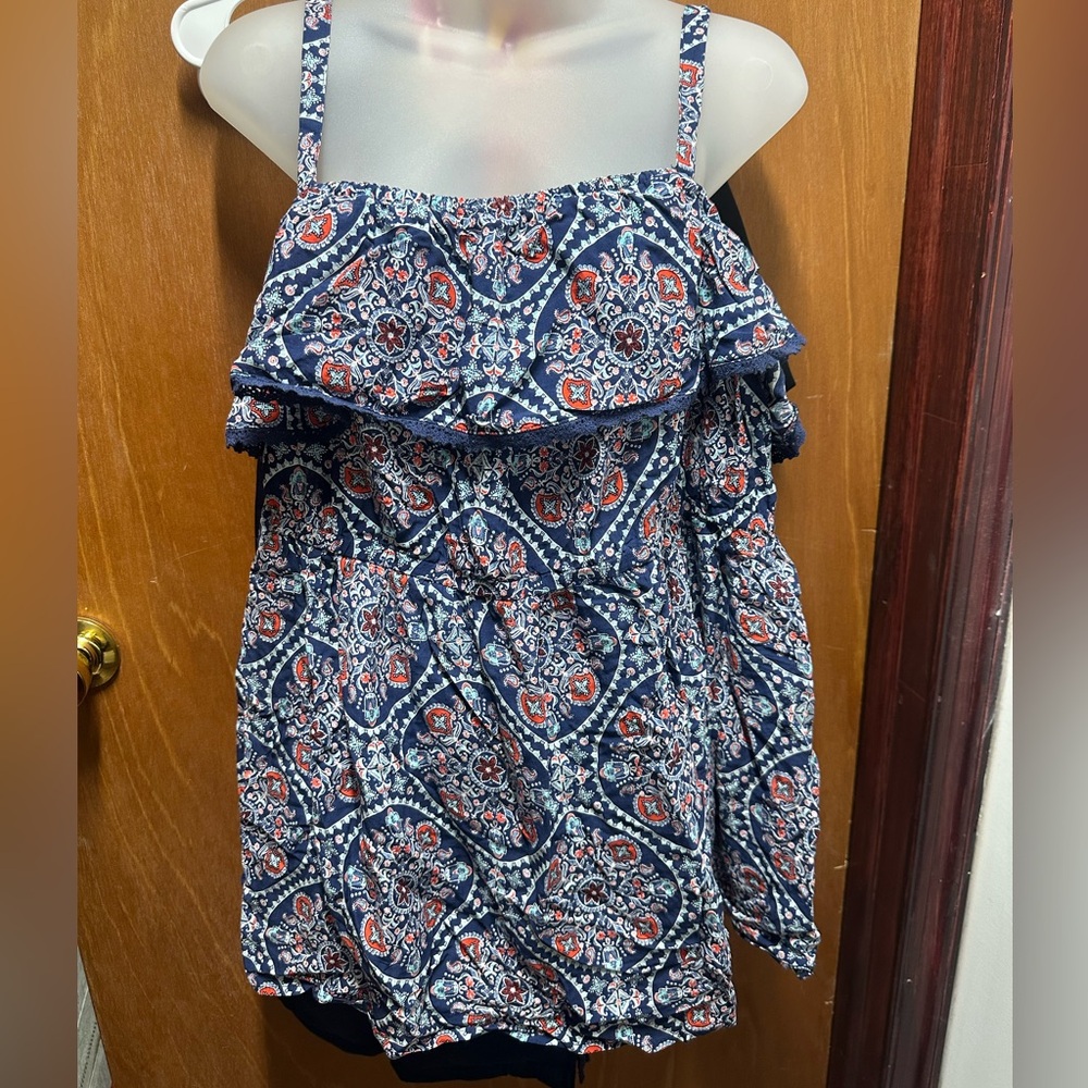 Torrid Navy and Red Paisley Sleeveless Top